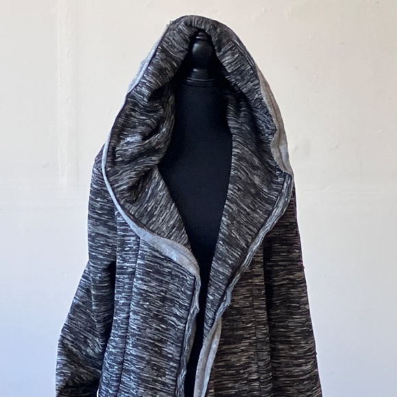 Gray long sleeve medium long hooded open front cardigan - Picture 2 of 10